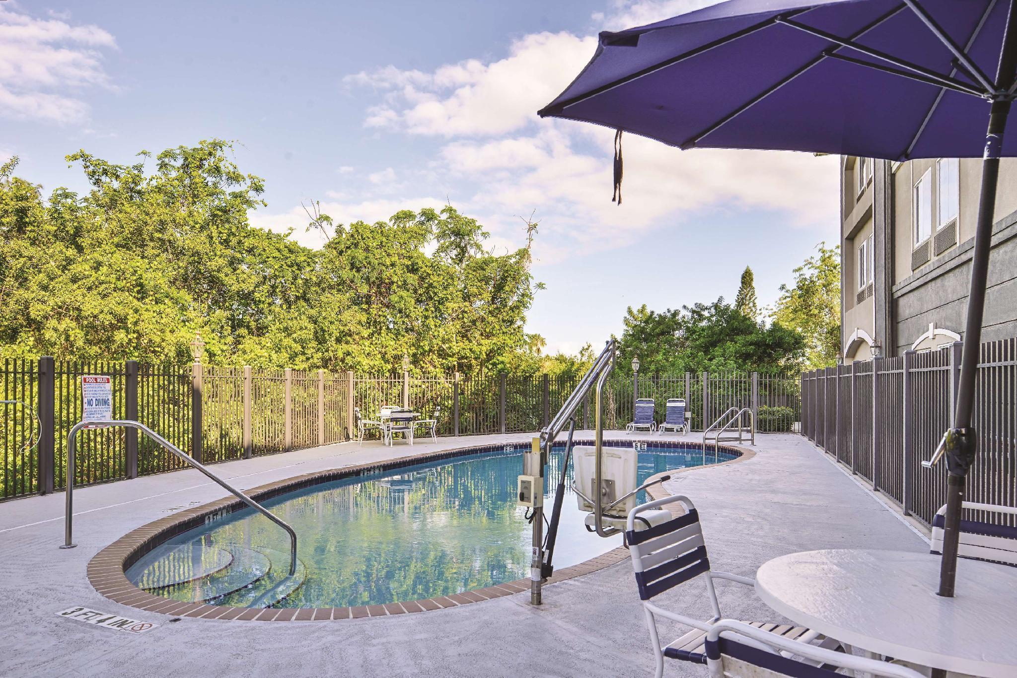 La Quinta By Wyndham Sebring Hotell Eksteriør bilde