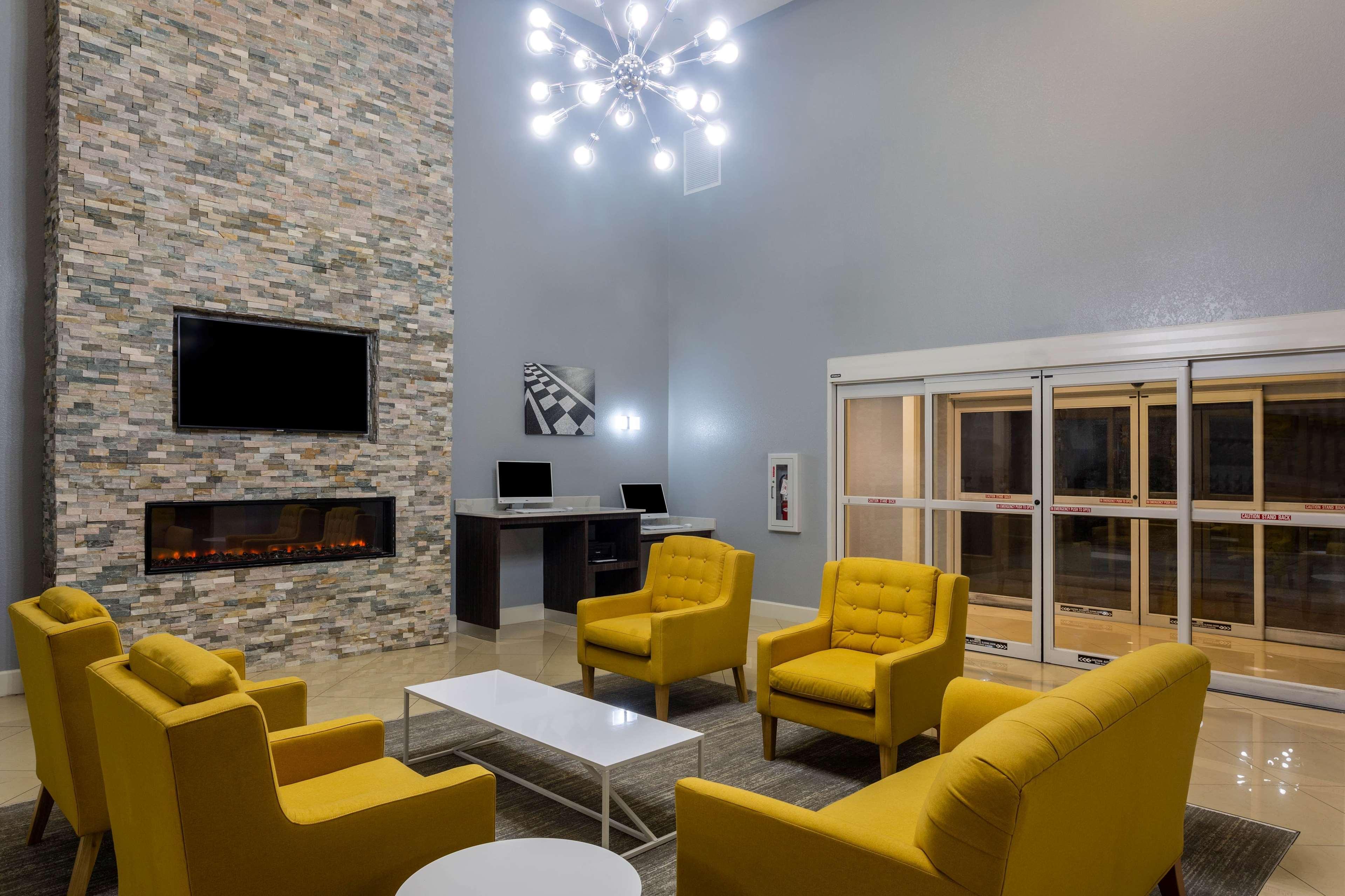 La Quinta By Wyndham Sebring Hotell Eksteriør bilde